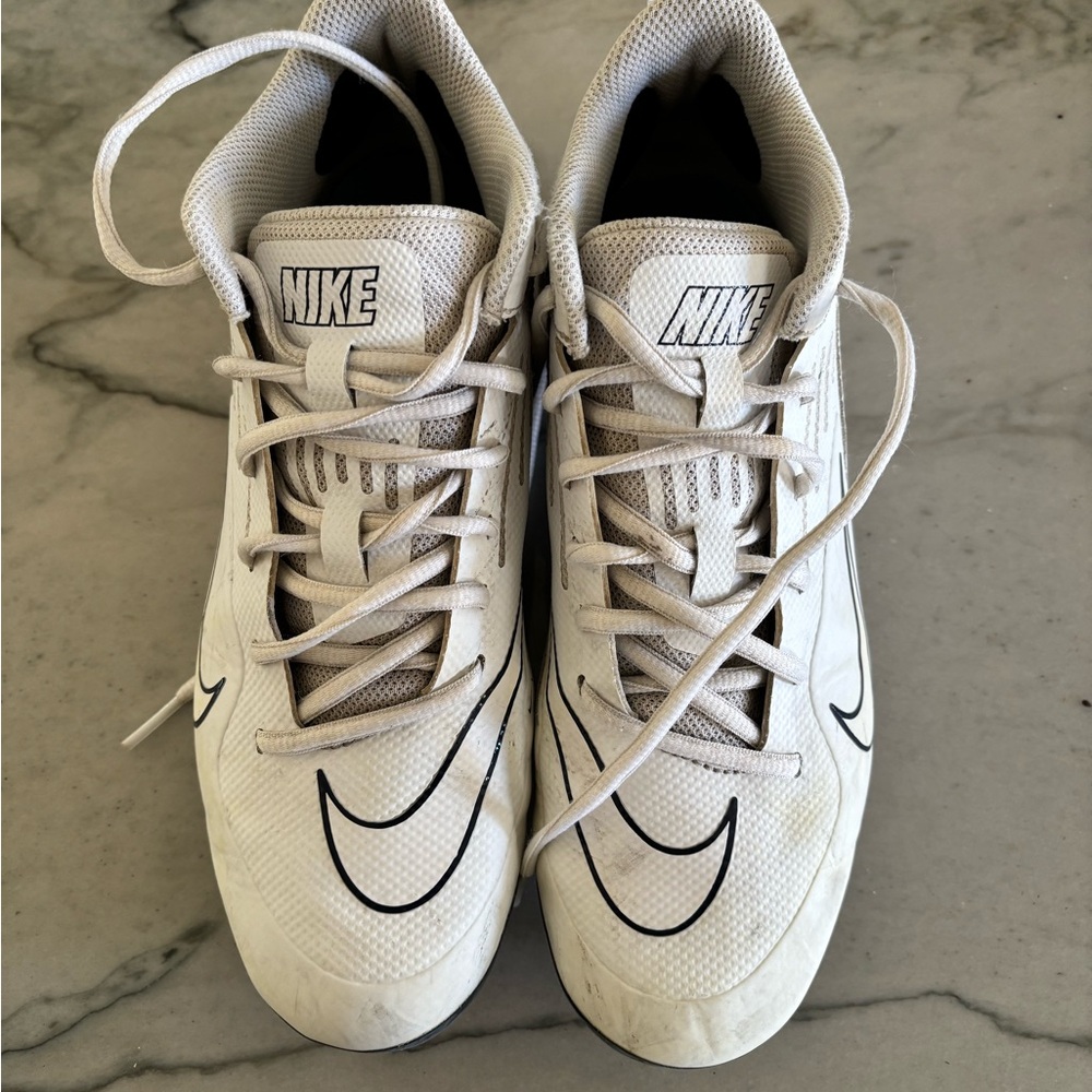 Nike Men's Alpha Huarache Lacrosse Cleats, size 7